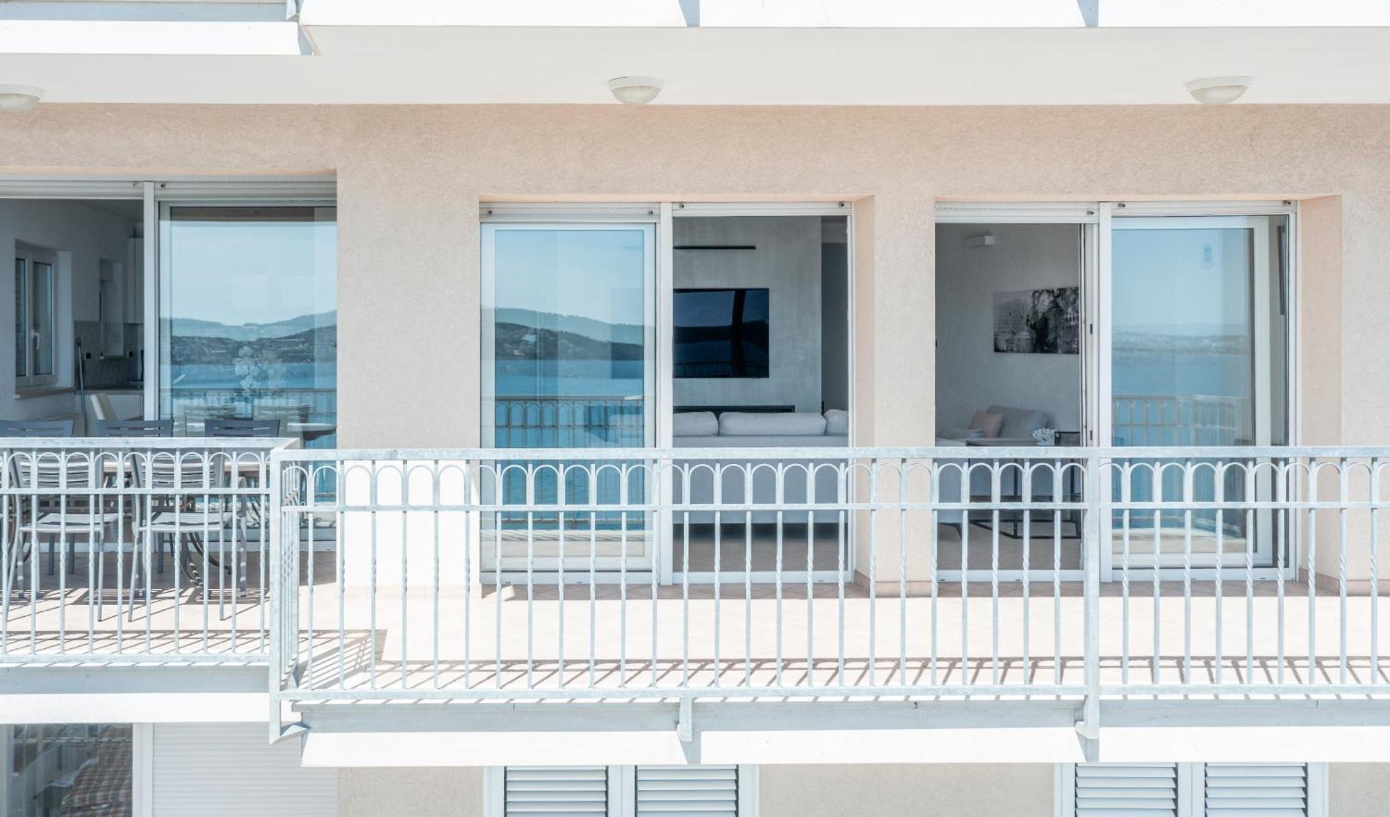 Apartments More Трогир Стая снимка